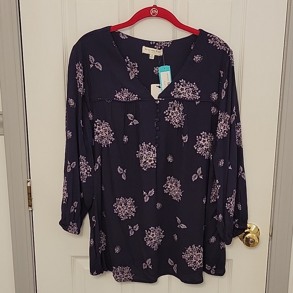 Skies Are Blue navy and Lilac blouse
